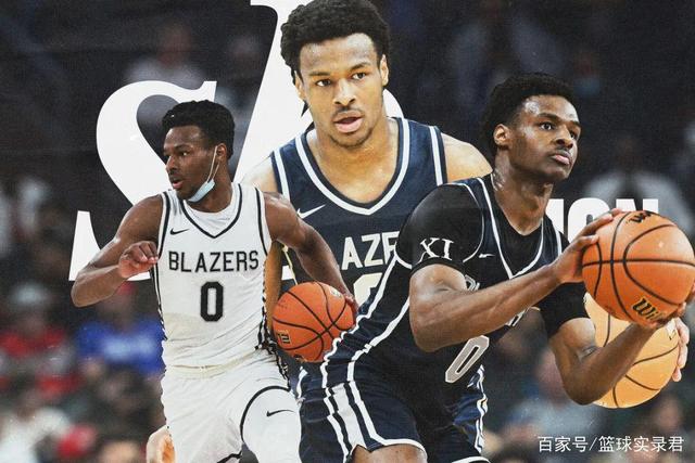 打进2球助攻1次 那不勒斯中场获评欧足联全场最佳