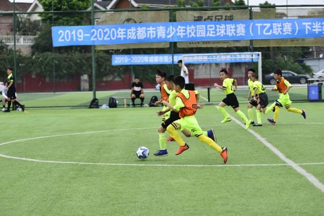 斯基拉：迪巴拉希望留在罗马，俱乐部考虑与他降薪续约1年