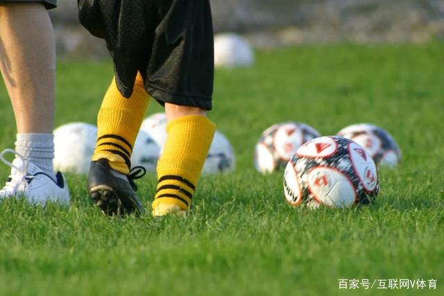 欧冠女排瓦基弗主场零封米兰夺3连胜 袁心玥10分